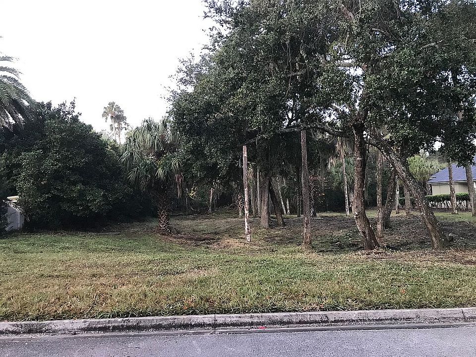 1st image of 221 Isle Way Ln