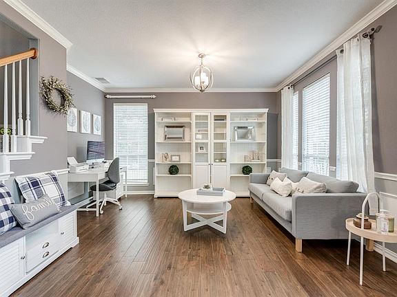 5th image of 805 Olympic Dr