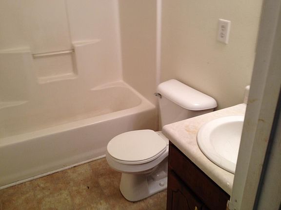 3rd image of 23993 Kyles Ct