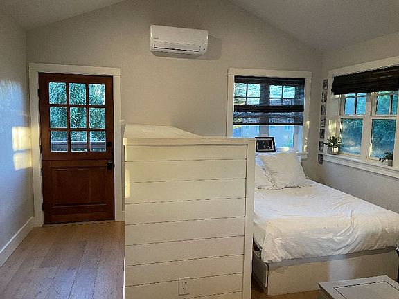 2nd image of 208 Mirada Dr #1