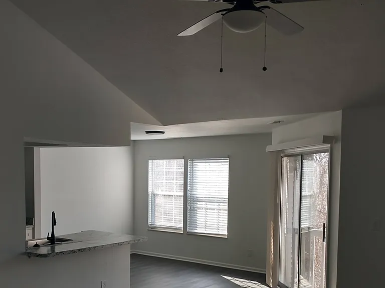 1 BD Dining Room 1 BD Dining Room