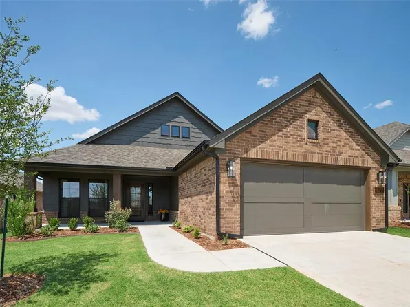 12733 NW 2nd St, Yukon, OK 73099