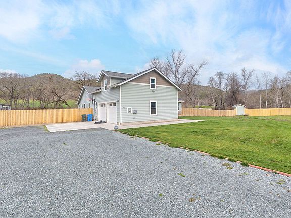 5th image of 707 Wards Creek Rd