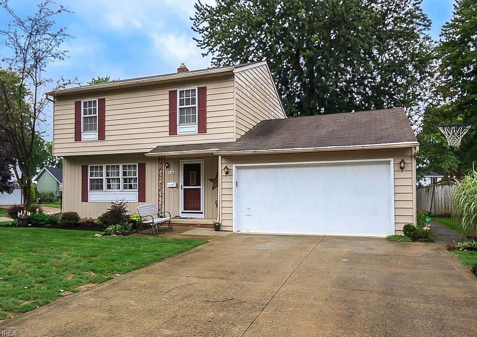 1st image of 456 Riverdale Dr