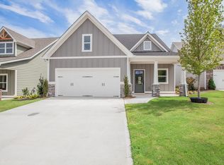 406 Maple View Dr, Carrollton, GA 30117