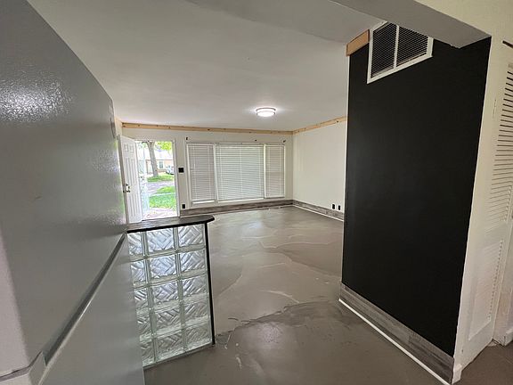 2nd image of 22721 Rosewood Ave