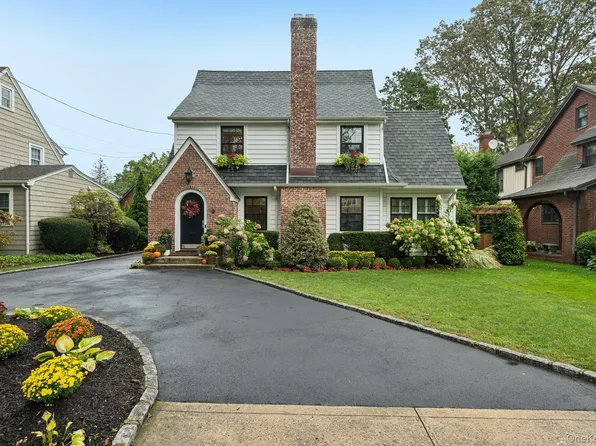 410 Congress Avenue, East Williston, NY 11596