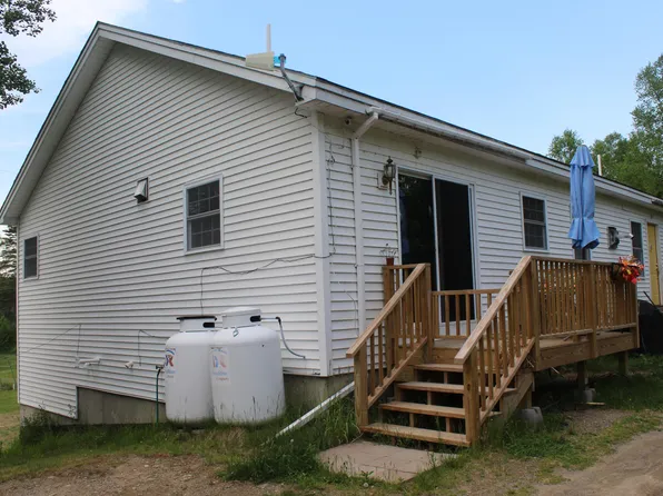 229 River Road, Oakfield, ME 04763