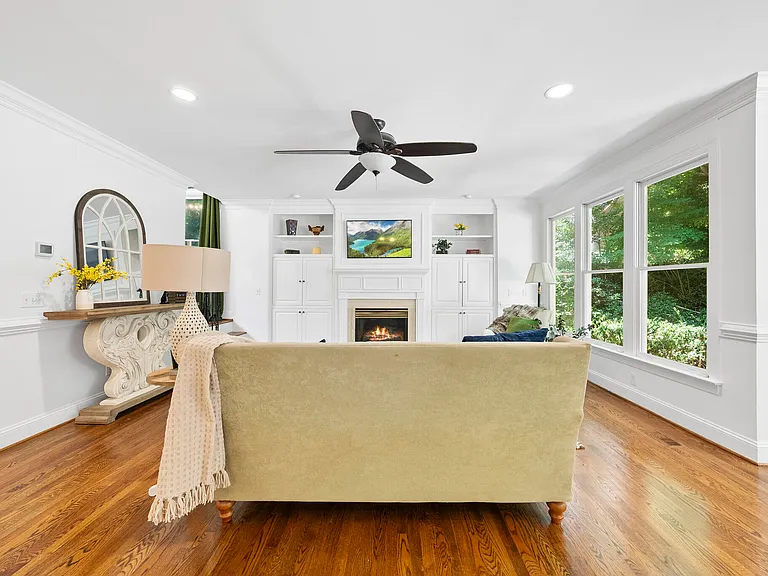 106 Birkhaven Dr — Photo 34