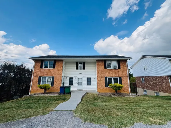 2 Bedroom, 1.5 Bath Apartments, 160-190 Chrisman St SW #160B, Christiansburg, VA 24073