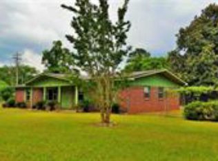 115 Evergreen Ave, Ozark, AL 36360