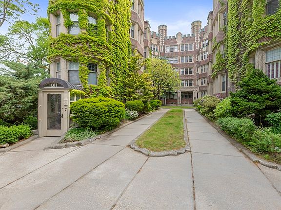 5th image of 10 Dana St #Bwa