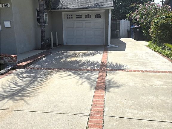 2nd image of 17500 Arminta St