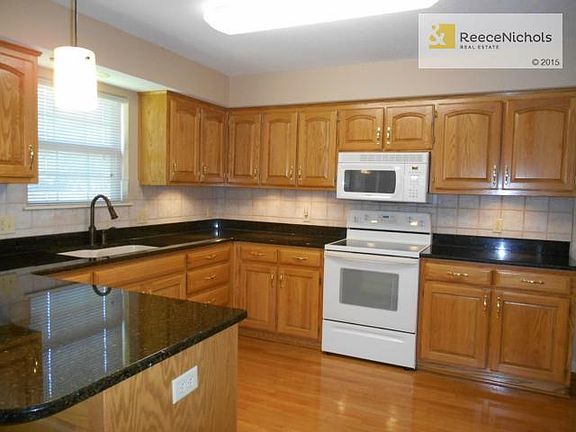 5th image of 2501 SW Richwood Cir