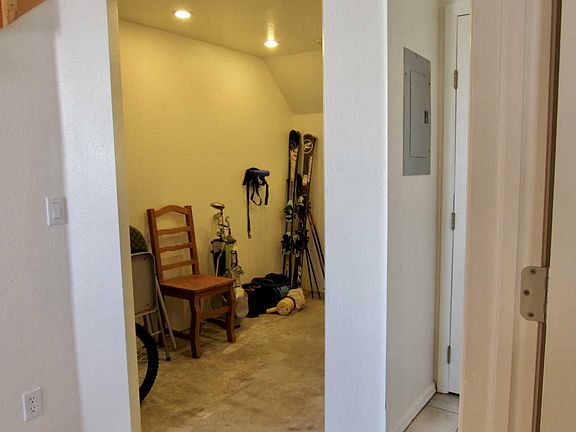 5th image of 750 Wapiti Dr #B-7