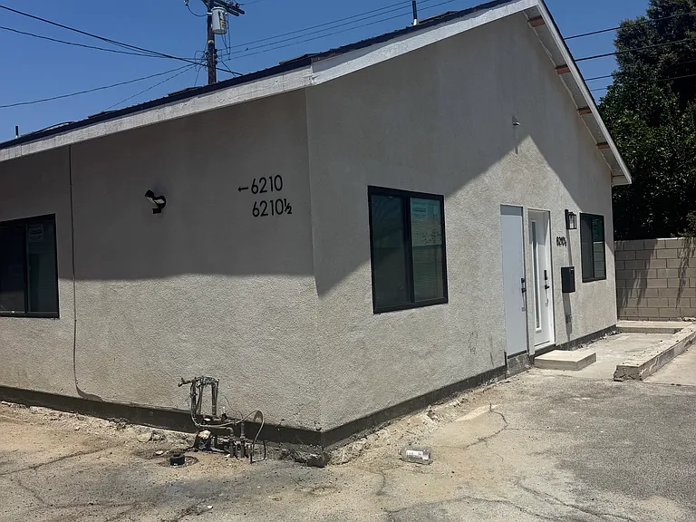 6210 Beck Ave — Photo 12