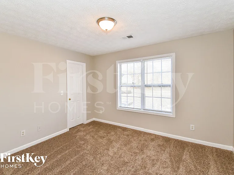 74 Mattie Ln — Photo 9