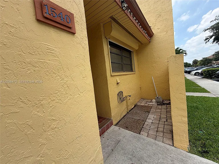 1540 NW 93rd Ave #296 — Photo 3