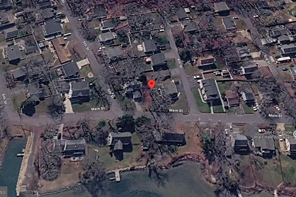 2nd image of Main St