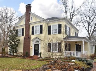 10 Peasenhall Ln, Cincinnati, OH 45208