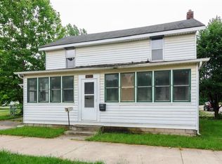 521 W Market St, Warsaw, IN 46580