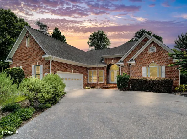 190 Pilot House Drive, Wallace, NC 28466