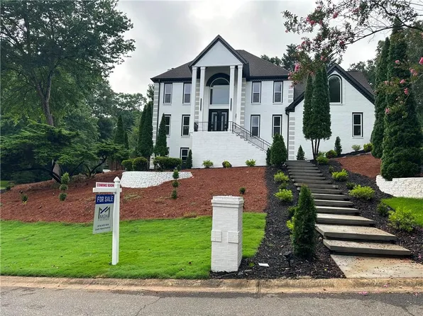 762 Bedford Oaks Dr, Marietta, GA 30068