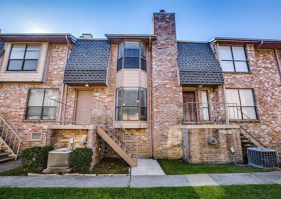 2103 Place Rebecca Ln #D4
