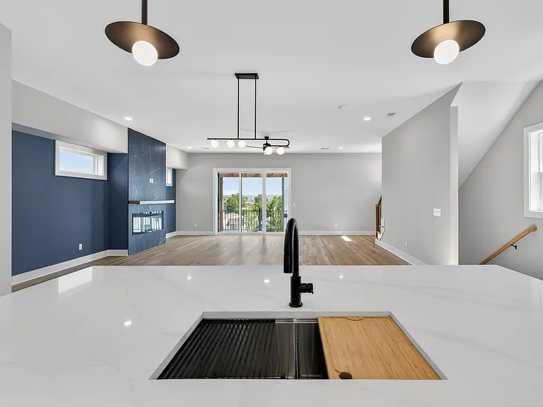 5915 Maxon Ave #B — Photo 47