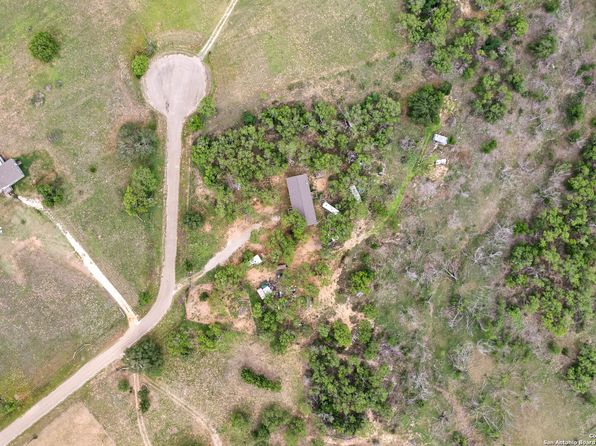 200 Lolita, Lytle, TX 78052