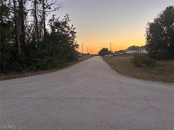 3rd image of 3729 NW 38th Ave