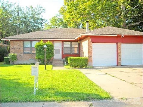 3rd image of 1118 Mayfield Ave