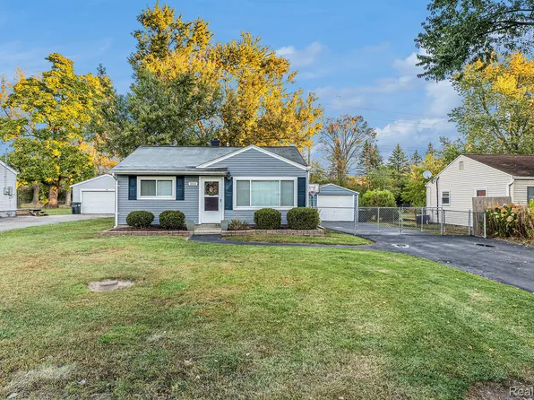 2551 James Rd, Auburn Hills, MI 48326