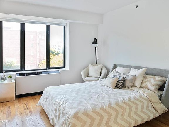 5th image of 189 Avenue C APT 4E