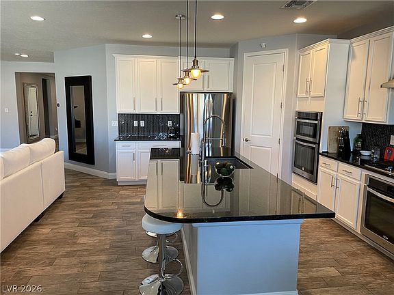 5th image of 9544 Wild Valley Ave