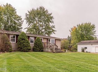 13141 Barnes Rd, Byron, MI 48418