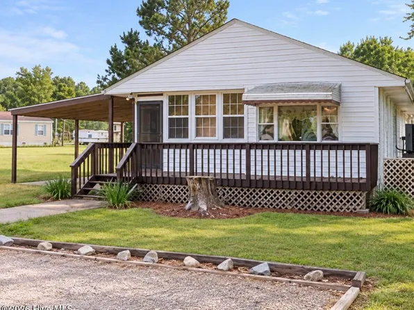 206 Scuppernong Road, Columbia, NC 27925