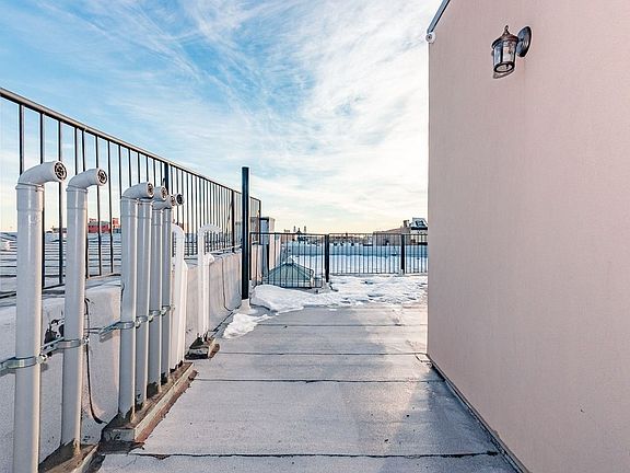 2nd image of 251 Irving Ave #3RR
