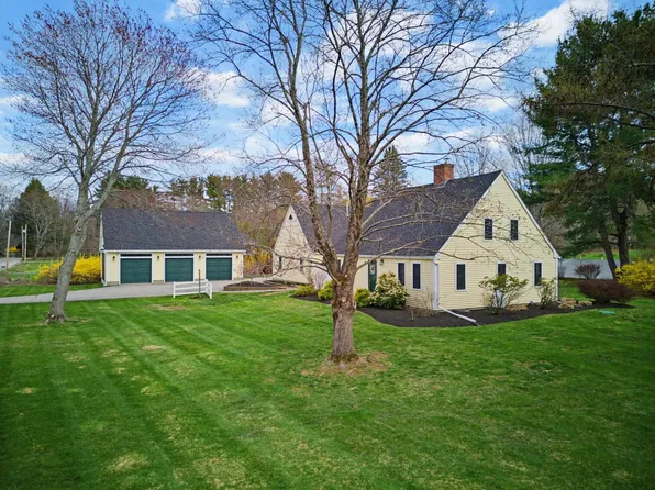 6 Fifield Lane #A, Stratham, NH 03885