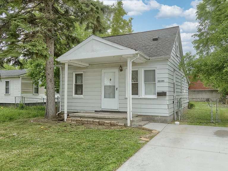 22395 Columbus Ave — Photo 24