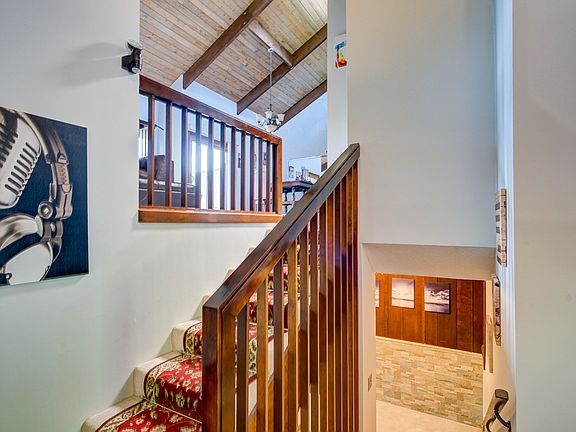 3rd image of 214 Tree Top Ln #214