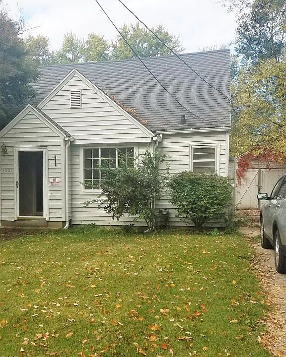 1st image of 1501 Woodrow Dr