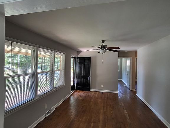 4th image of 630 Brooke Dr