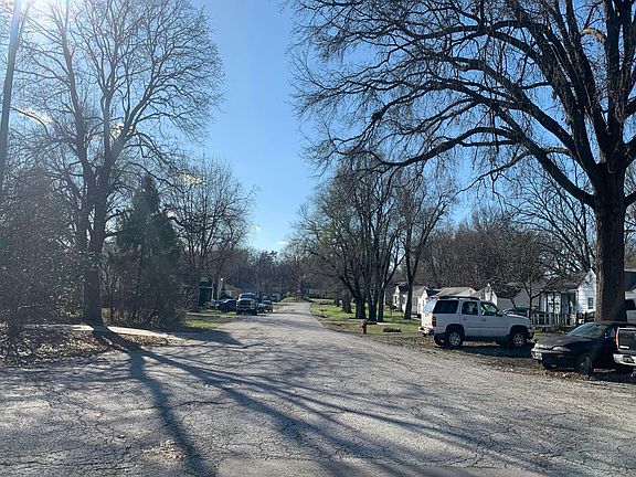 5th image of 5801 Appleton Ave