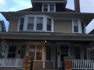 3308 N Shepard Ave, Milwaukee, WI 53211