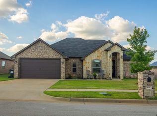 513 Wellington Place Blvd, Tyler, TX 75704