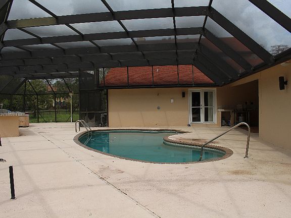 5th image of 5969 NW 75th Way