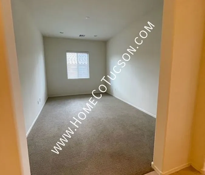 38628 S Running Roses Ln — Photo 14