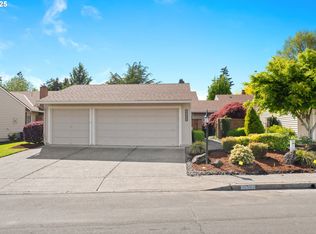 15405 SW Oaktree Ln, Tigard, OR 97224