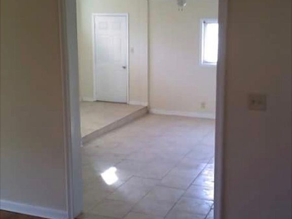 3rd image of 3811 Juandale Trl